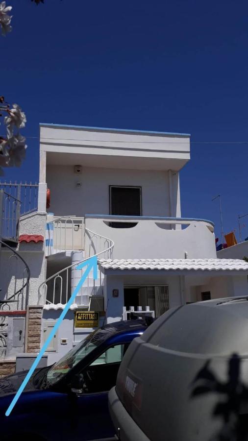 Villino Celeste Fronte Spiaggia Torre Lapillo Exterior photo